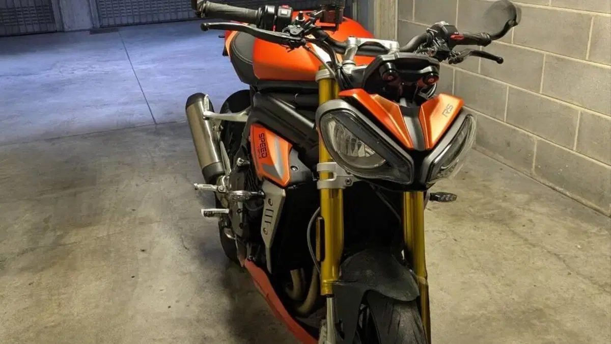 Triumph Speed Triple 1200 RS (2021 - 24)  (2)
