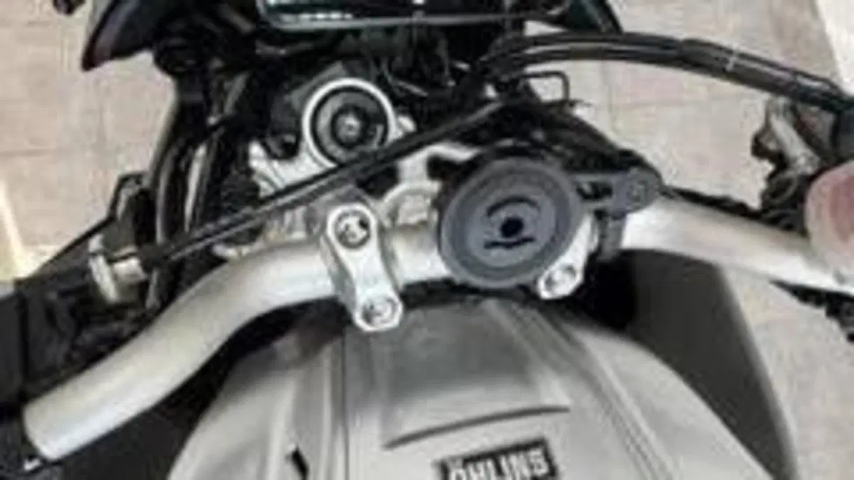 Yamaha MT-10 SP (2017 - 20)  (7)