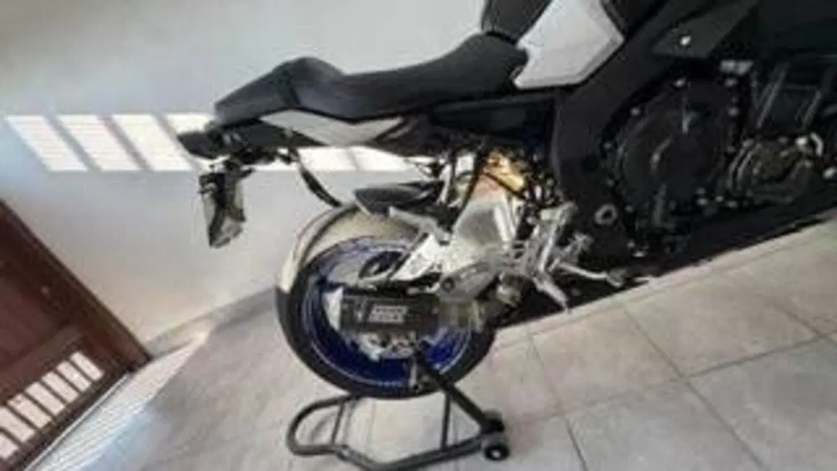 Yamaha MT-10 SP (2017 - 20)  (10)