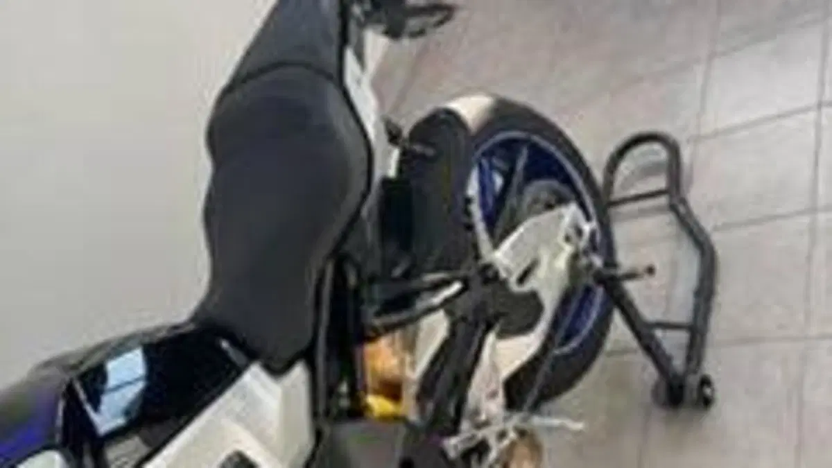 Yamaha MT-10 SP (2017 - 20)  (11)