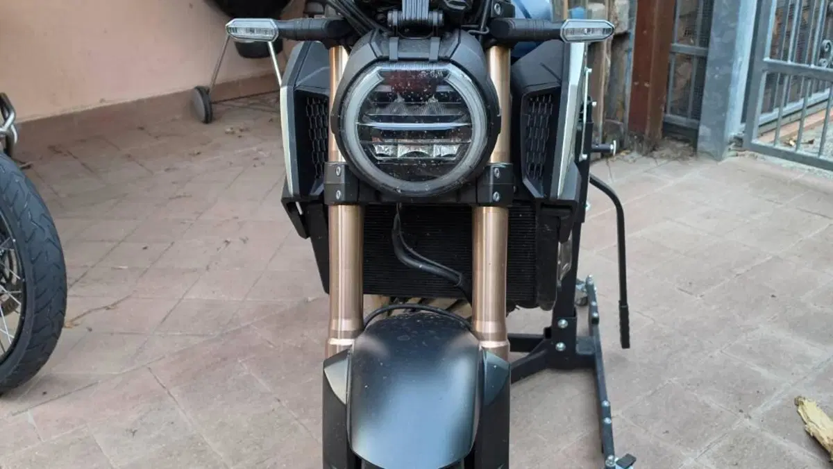 Honda CB 650 R (2021 - 23)  (4)