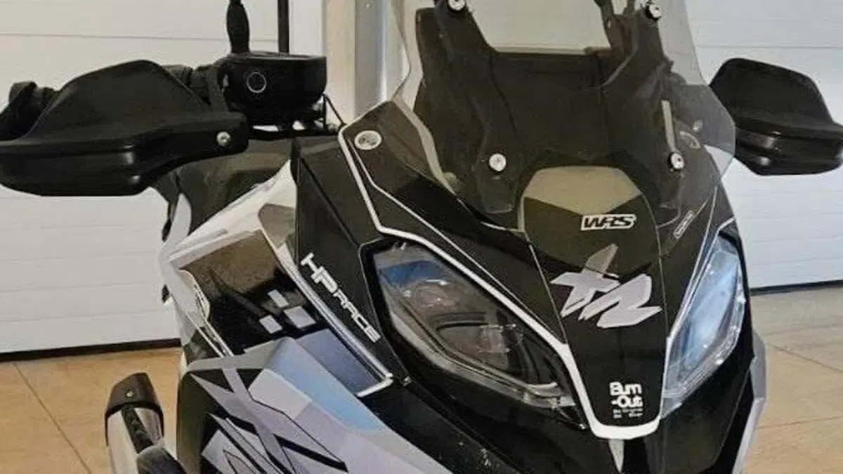 Bmw F 900 XR (2020 - 24)  (4)