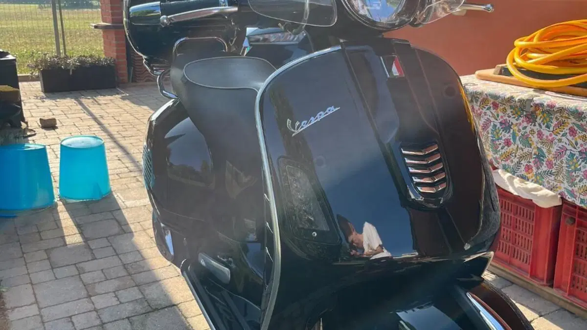 Vespa GTS 300 (2010 - 14)  (5)