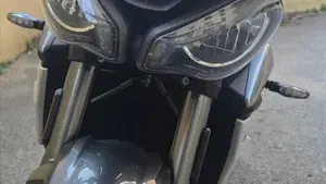 Triumph Street Triple RS (2020 - 22)  (4)