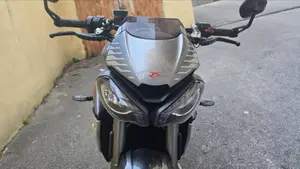 Triumph Street Triple RS (2020 - 22)  (13)