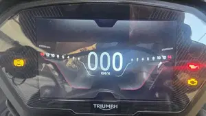 Triumph Street Triple RS (2020 - 22)  (17)