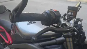 Triumph Street Triple RS (2020 - 22)  (20)