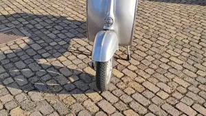 Vespa   (2)