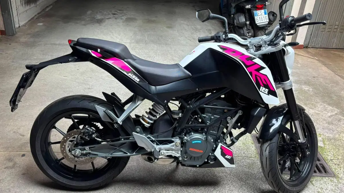 KTM 125 Duke ABS (2013 - 16)  (2)
