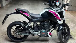KTM 125 Duke ABS (2013 - 16)  (2)