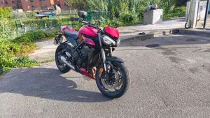 Triumph Street Triple 765 RS (2023 - 26) 