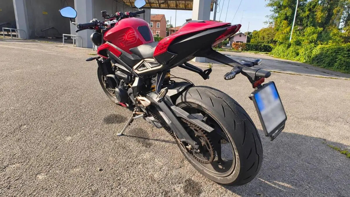 Triumph Street Triple 765 RS (2023 - 26)  (3)