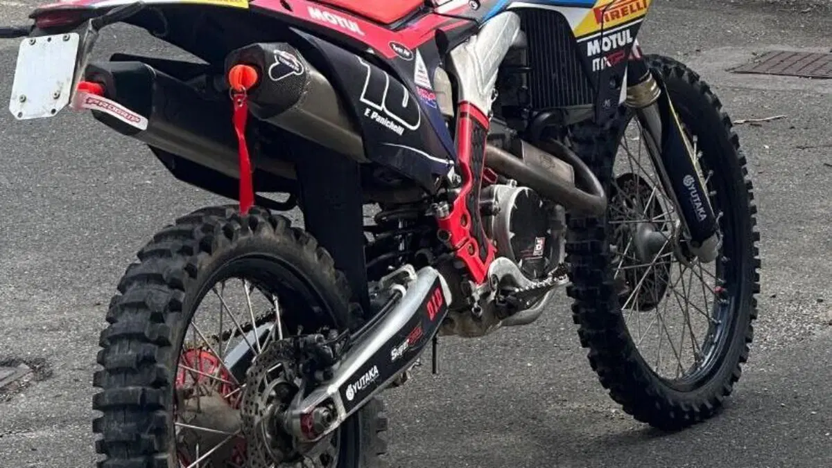 Honda CRF 250R (2014)  (4)