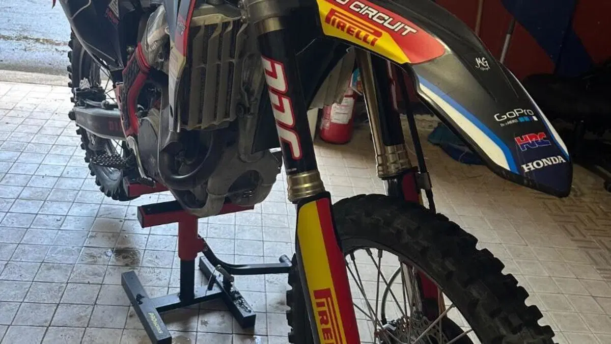 Honda CRF 250R (2014)  (7)