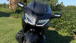 Honda GL 1800 Gold Wing 50° Anniversario (2025 - 26)  (4)