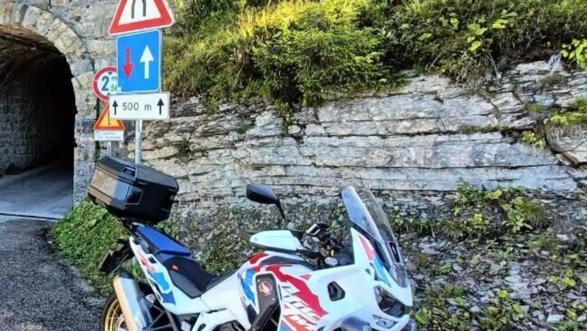 Honda Africa Twin CRF 1100L Adventure Sports Travel Edition (2024 - 26)  (3)
