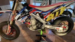 Honda CRF 450R (2011 - 12)  (3)