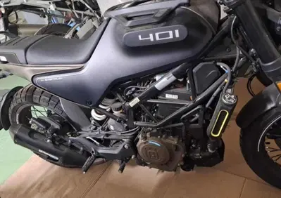 Husqvarna Svartpilen 401 (2021 - 23) - Annuncio 10114967
