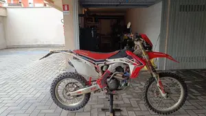 Honda CRF 250R (2014) 