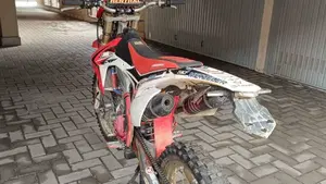 Honda CRF 250R (2014)  (3)