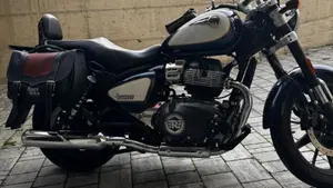 Royal Enfield Super Meteor 650 (2023 - 26)  (3)