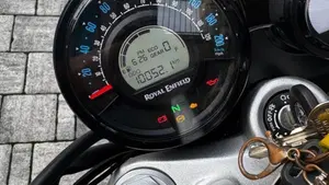 Royal Enfield Super Meteor 650 (2023 - 26)  (4)
