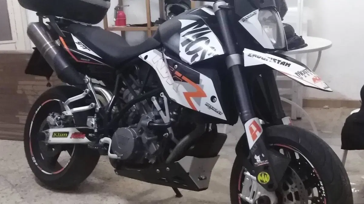 KTM 990 Supermoto (2007 - 10) 