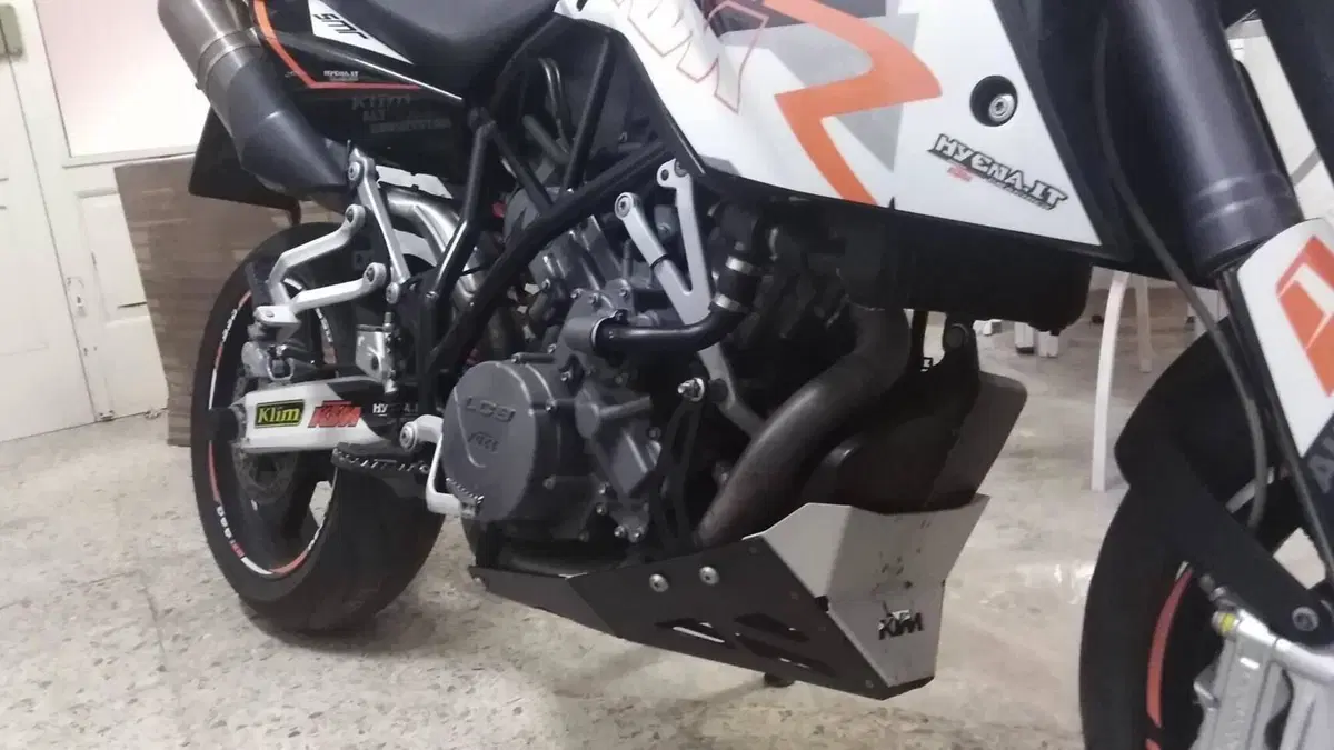 KTM 990 Supermoto (2007 - 10)  (3)