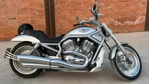 Harley-Davidson 1130 V-Rod (2002 - 05) - VRSCA  (4)