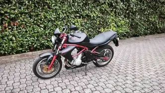 Kawasaki ER-6N (2005 - 08) usata