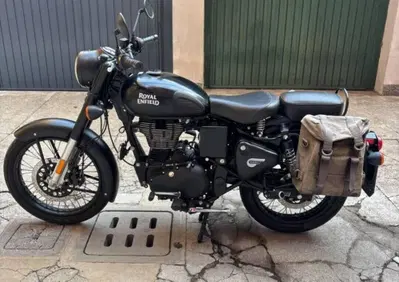 Royal Enfield Classic 500 EFI Stealth Black (2018 - 20) - Annuncio 10115147
