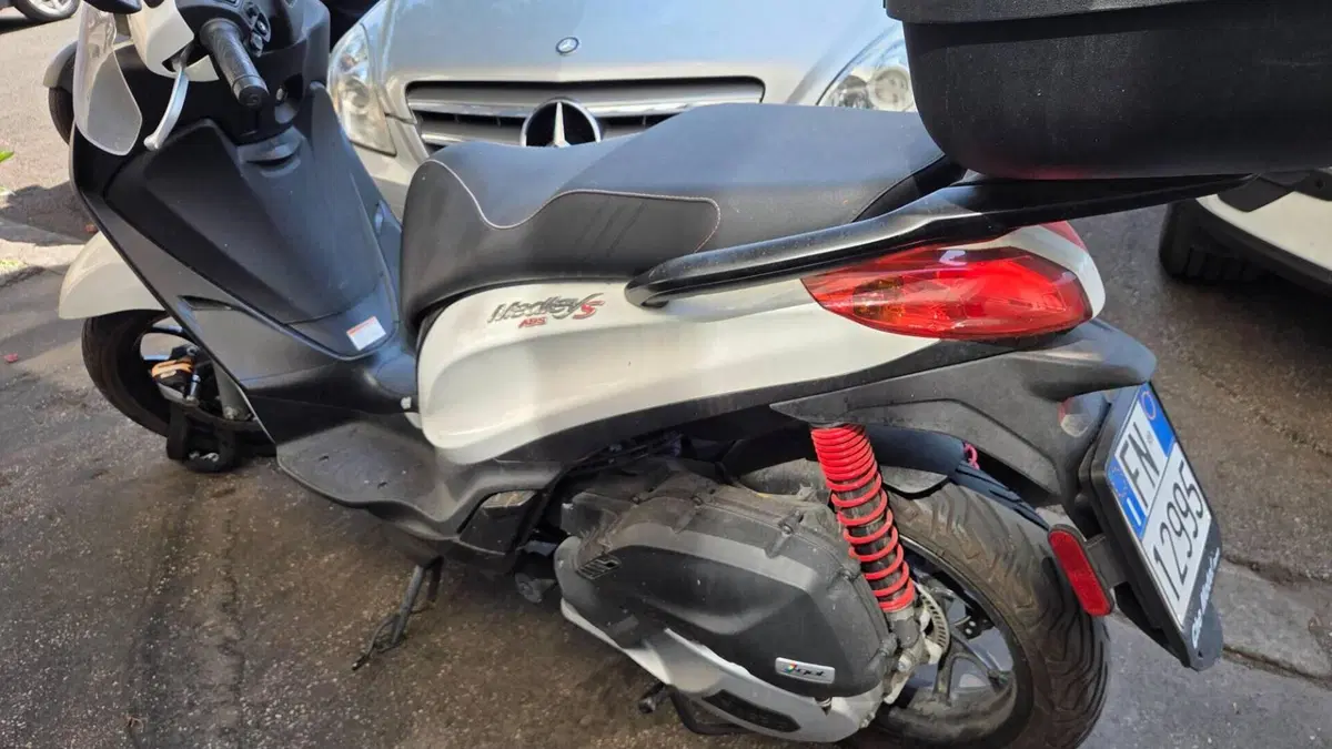 Piaggio Medley 125 S ABS (2021 - 24)  (4)