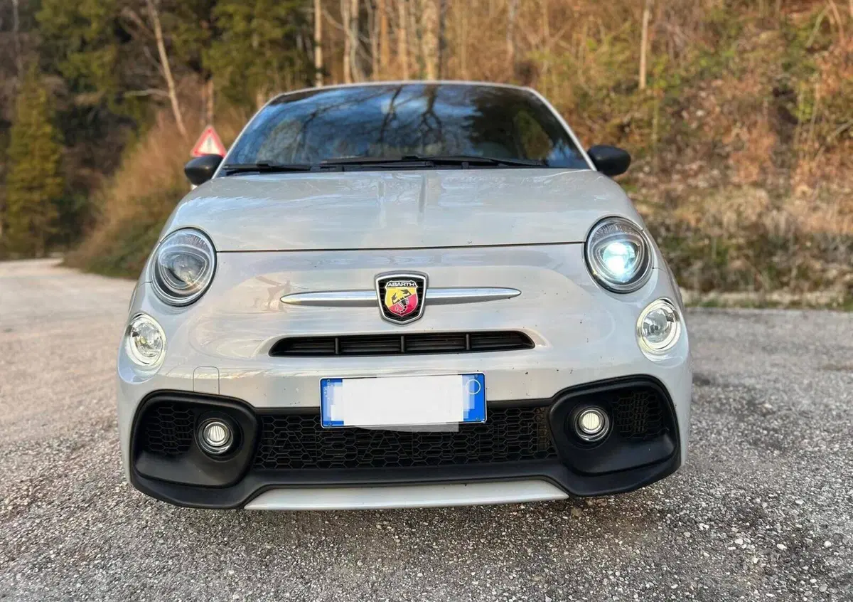 Abarth 595 595 1.4 Turbo T-Jet 165 CV Turismo (4)