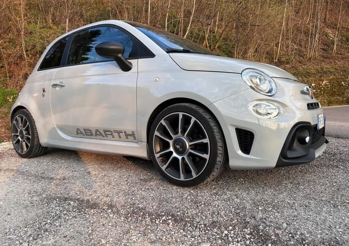 Abarth 595 595 1.4 Turbo T-Jet 165 CV Turismo (7)