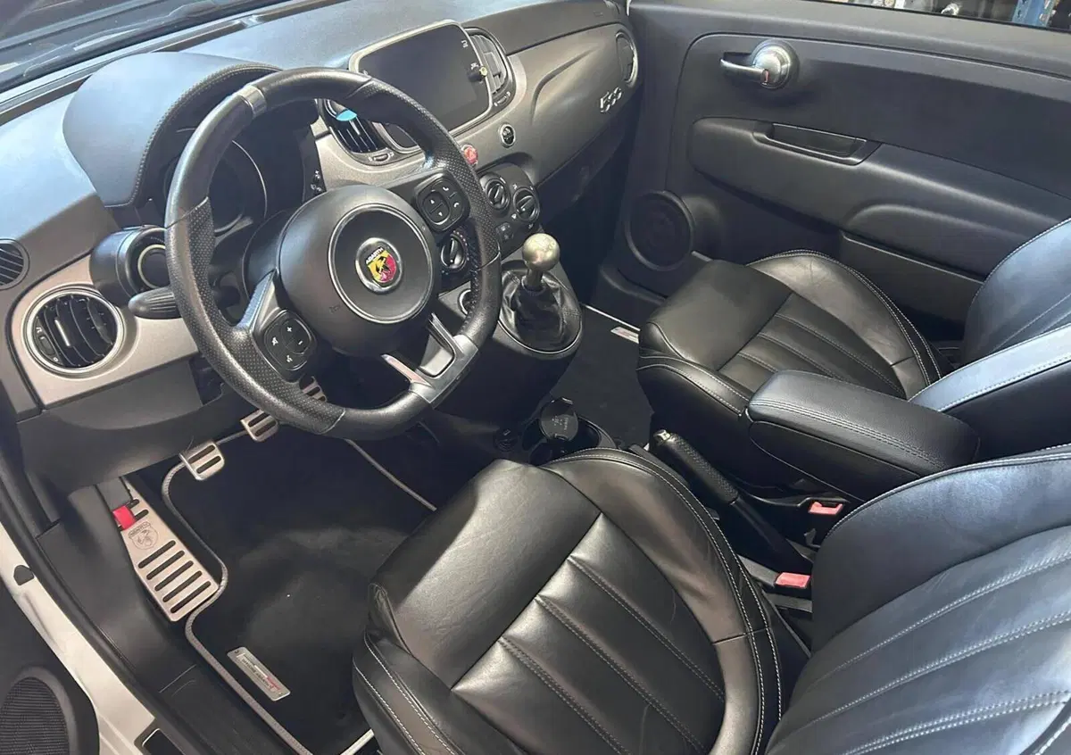 Abarth 595 595 1.4 Turbo T-Jet 165 CV Turismo (12)