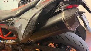 KTM 690 SMC R (2021 - 22)  (4)