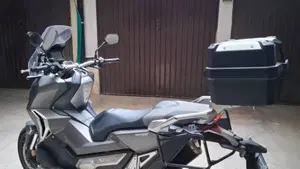 Honda X-ADV 750 (2018 - 20)  (2)