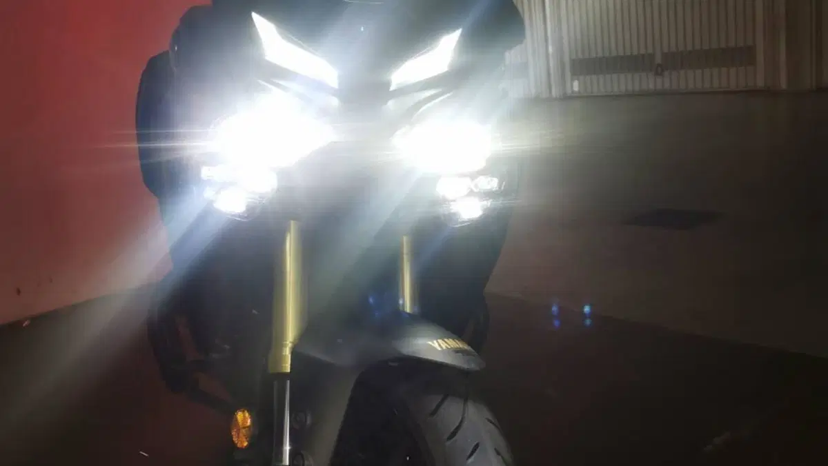 Yamaha Tracer 9 GT Y-AMT (2025 - 26)  (5)