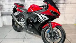 Yamaha YZF R6 (2003 - 04) 