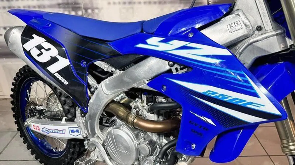 Yamaha YZ 250 F (2025)  (3)