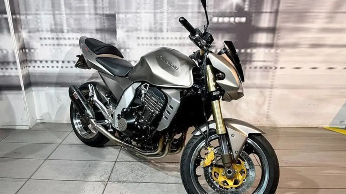 Kawasaki Z 1000 (2003 - 06) 