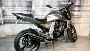 Kawasaki Z 1000 (2003 - 06)  (8)