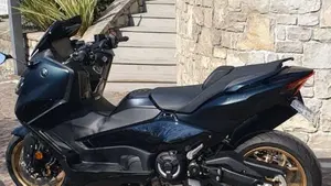 Yamaha T-Max 560 Tech Max (2022 - 24)  (3)