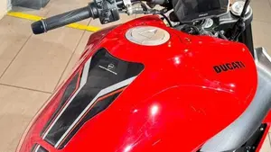 Ducati Diavel V4 (2023 - 26)  (4)