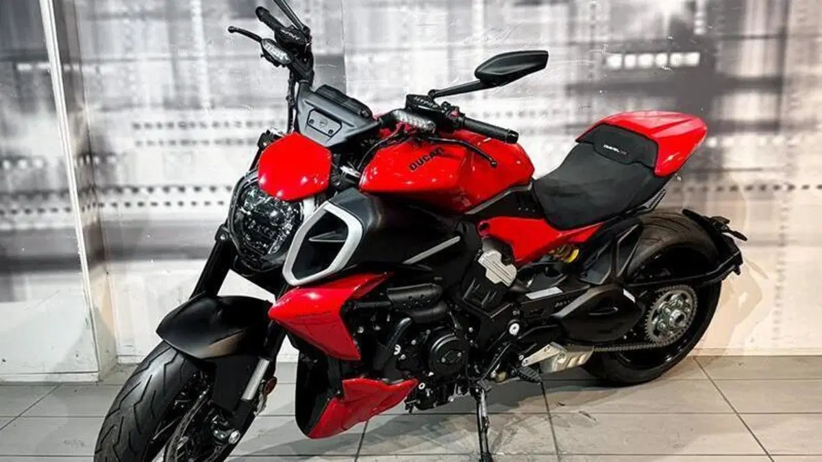 Ducati Diavel V4 (2023 - 26)  (7)
