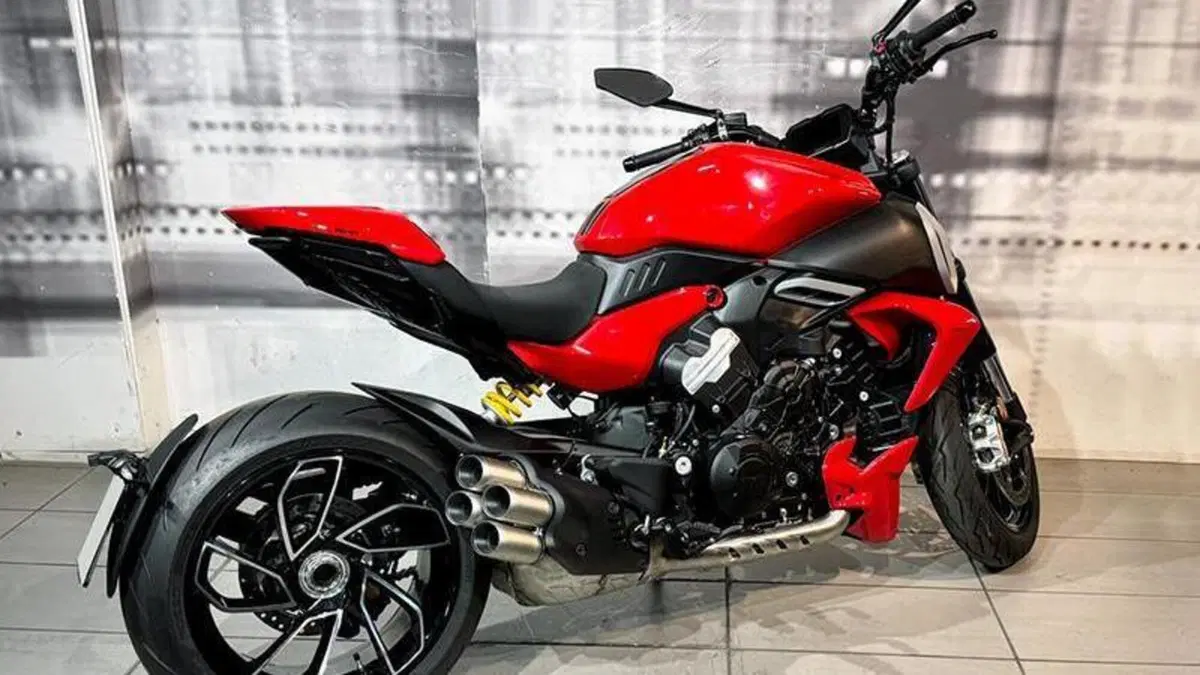 Ducati Diavel V4 (2023 - 26)  (8)