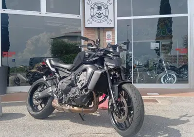 Yamaha MT-09 Y-AMT (2024 - 26) - Annuncio 10115210