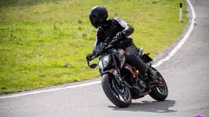 KTM 390 Duke (2021 - 23)  (5)
