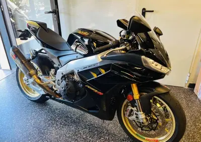 Aprilia RSV4 1100 Factory (2021 - 24) - Annuncio 10115298