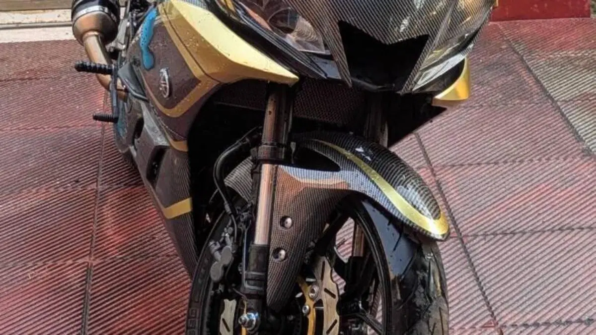 Yamaha YZF R3 (2021 - 24)  (5)